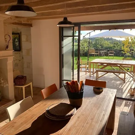 Au Temps Suspendu-les Rogeries Casa de Férias