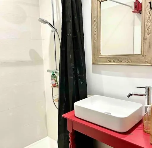 Au Temps Suspendu-les Rogeries Hébergement de vacances *