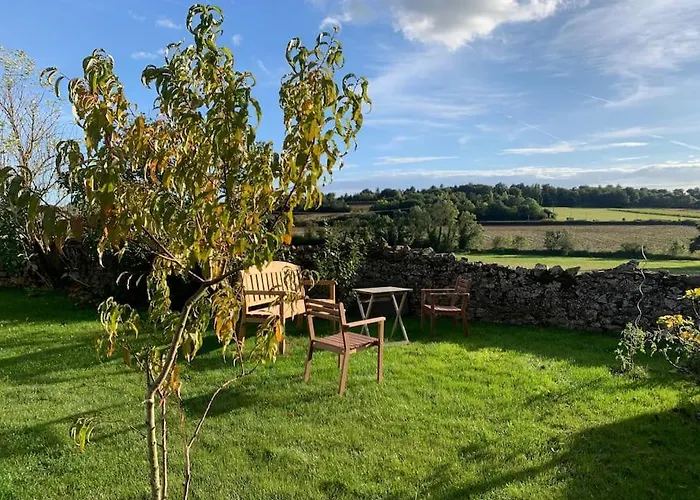 Hébergement de vacances Au Temps Suspendu-les Rogeries Moze-sur-Louet