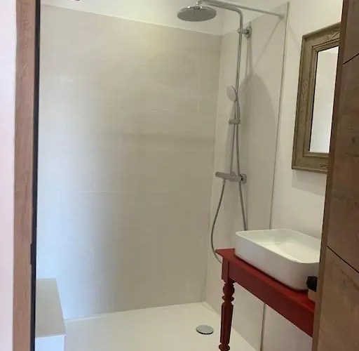 Hébergement de vacances Au Temps Suspendu-les Rogeries Moze-sur-Louet